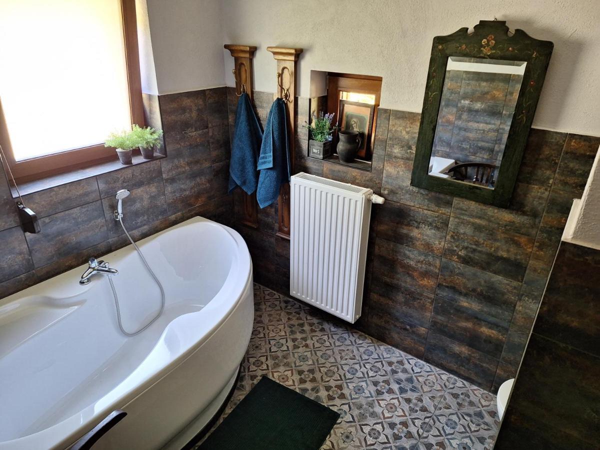Dom Caloroczny Jozefinka W Karkonoszach Villa Kowary Luaran gambar